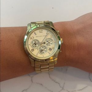 Michael KORS woman’s gold watch